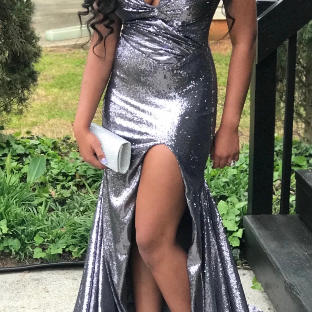 Jovani prom Dress - Picture 3 of 8